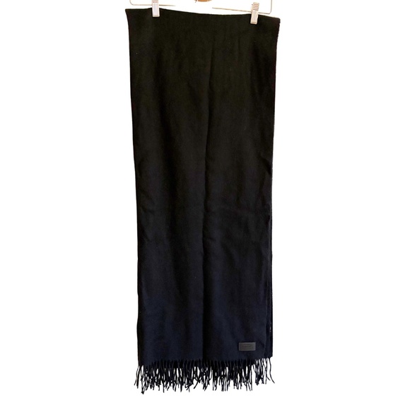 Rudsak | 100% Wool Scarf with Fringe – Black - Picture 4 of 7